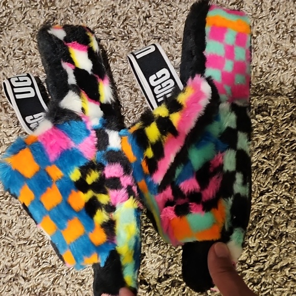 Ugg slippers - Picture 4 of 5